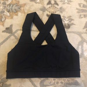 Lululemon sports bra